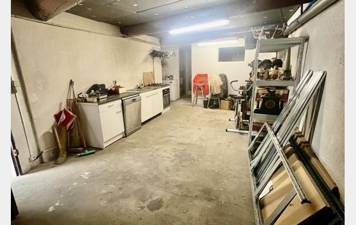 Maison SAINT-GILLES (30800)  92 m2 159 000 € 