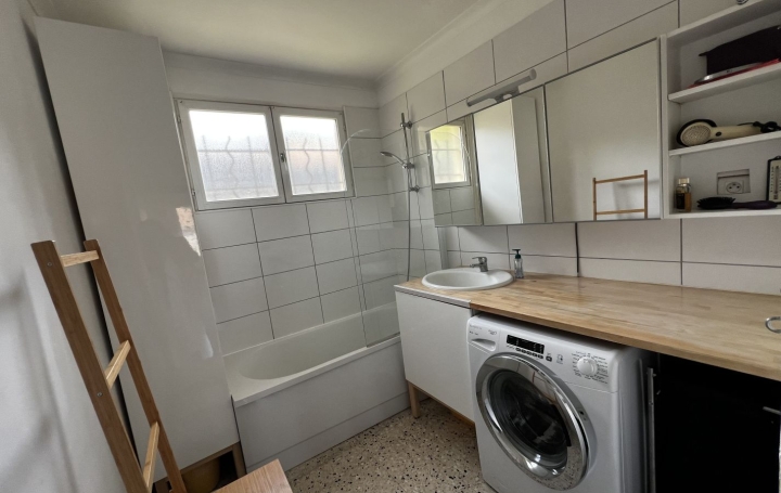 Villa SAINT-GILLES (30800)  86 m2 278 000 € 