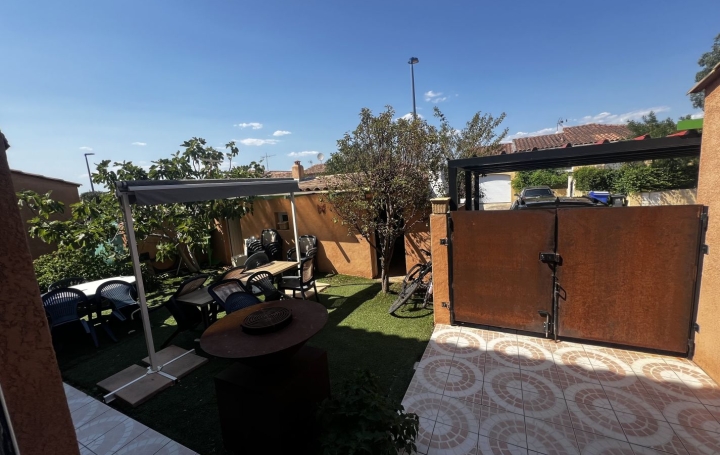 Villa SAINT-GILLES (30800)  117 m2 246 000 € 