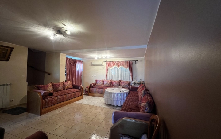 Villa SAINT-GILLES (30800)  96 m2 225 000 € 