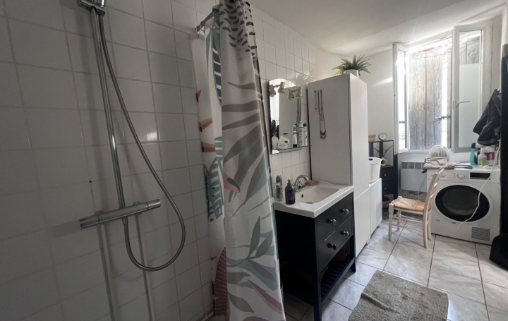 Maison de village SAINT-GILLES (30800)  53 m2 109 000 € 