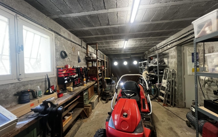 Villa SAINT-GILLES (30800)  108 m2 299 000 € 