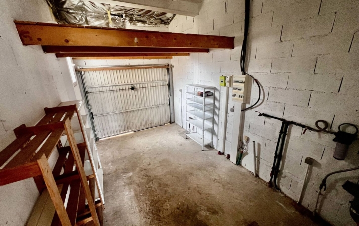 Villa SAINT-GILLES (30800)  80 m2 247 000 € 