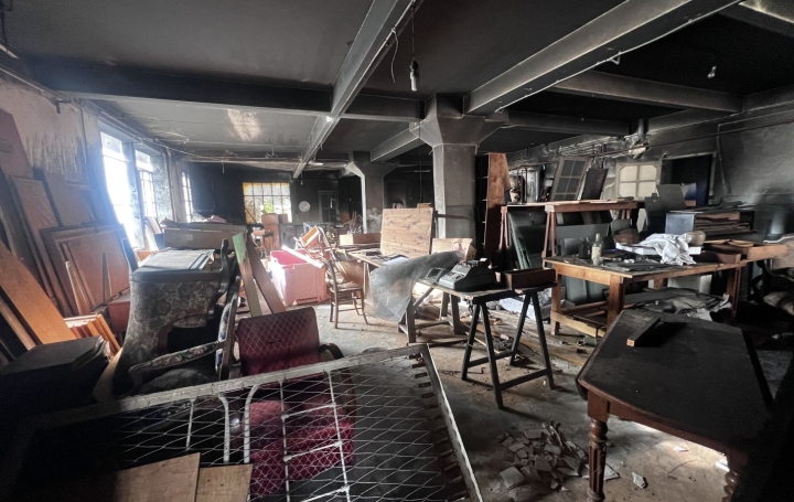 Villa SAINT-GILLES (30800)  135 m2 230 000 € 