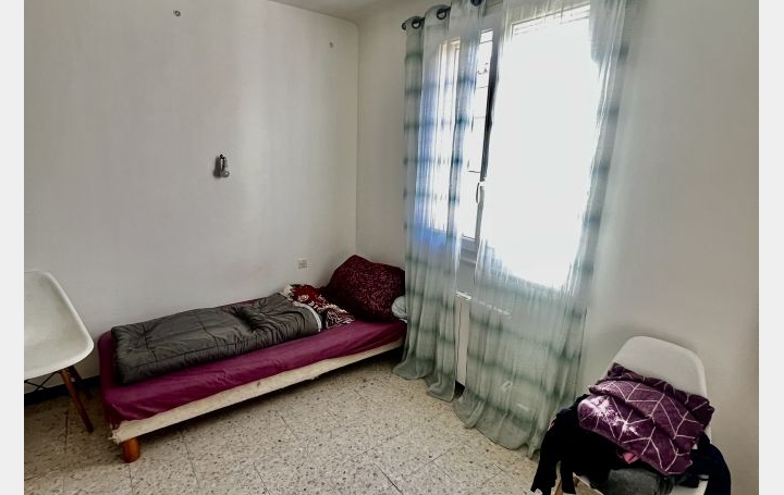 Maison de village SAINT-GILLES (30800)  80 m2 95 000 € 