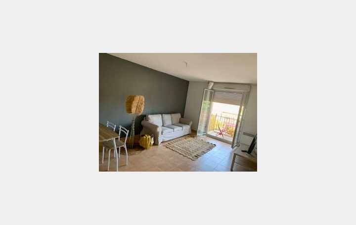 3 Pièces SAINT-GILLES (30800)  54 m2 136 000 € 