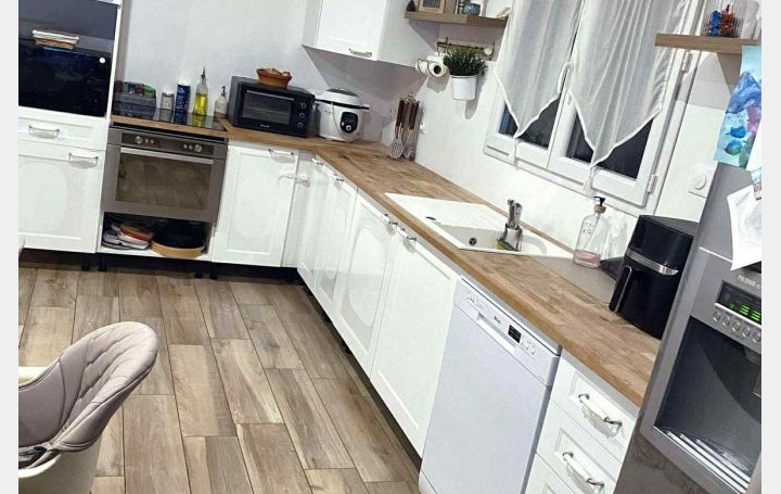 Villa SAINT-GILLES (30800)  119 m2 295 000 € 