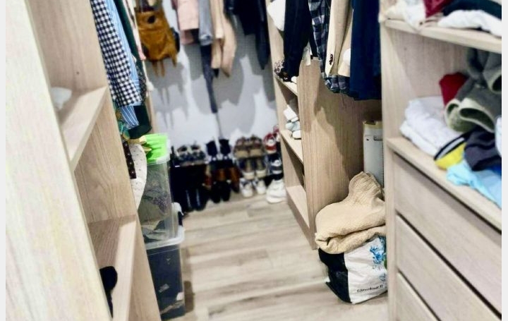 Villa SAINT-GILLES (30800)  119 m2 295 000 € 