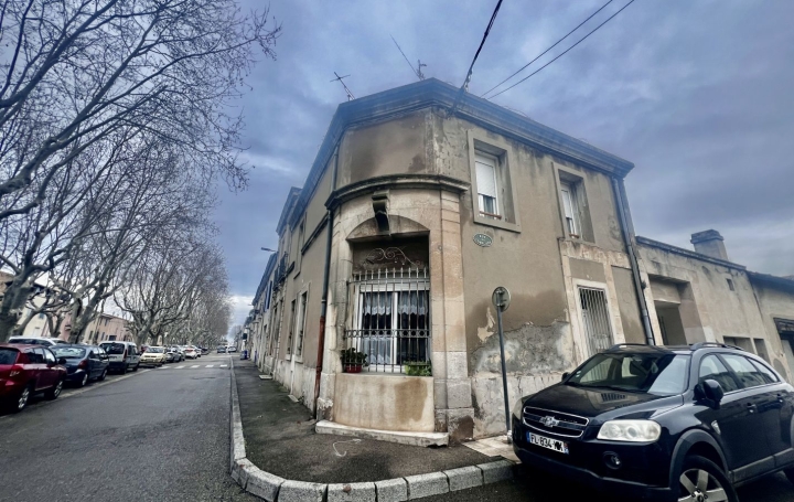 Immeuble SAINT-GILLES (30800) 130 m<sup>2</sup> 199 000 € 