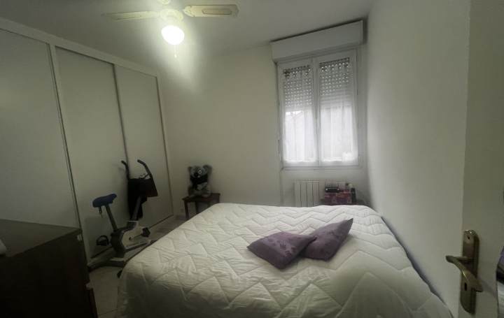 Immeuble SAINT-GILLES (30800)  130 m2 199 000 € 