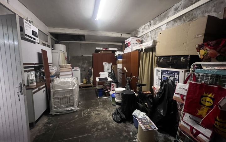 Maison SAINT-GILLES (30800)  84 m2 140 000 € 