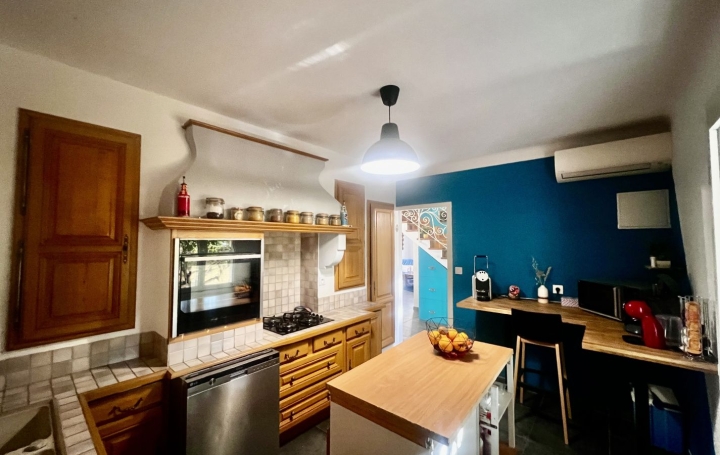 Villa SAINT-GILLES (30800)  140 m2 349 500 € 