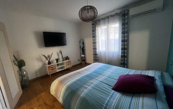 Villa SAINT-GILLES (30800)  140 m2 349 500 € 