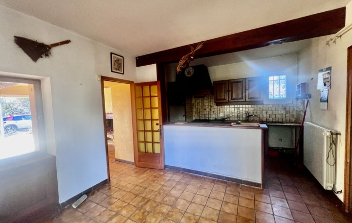 Maison ARLES (13200)  98 m2 169 600 € 