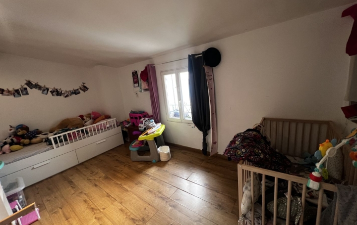 Maison de village SAINT-GILLES (30800)  65 m2 119 500 € 