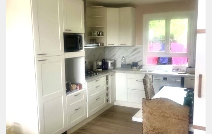 Villa SAINT-GILLES (30800)  133 m2 486 000 € 