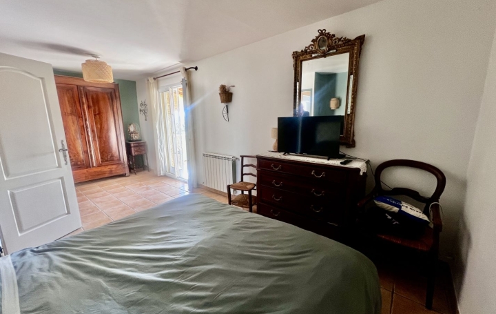 Villa SAINT-GILLES (30800)  160 m2 399 000 € 