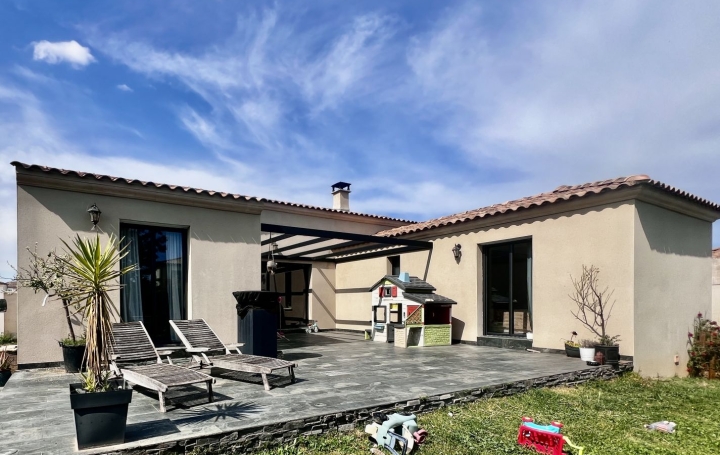 Villa SAINT-GILLES (30800)  106 m2 424 000 € 