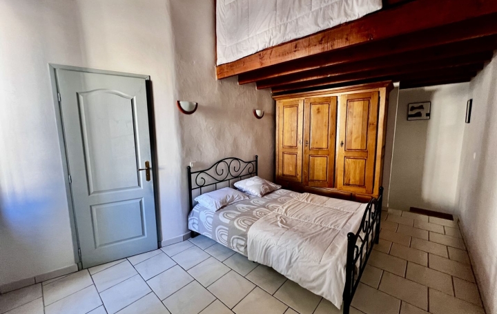 Maison SAINT-GILLES (30800)  59 m2 77 000 € 