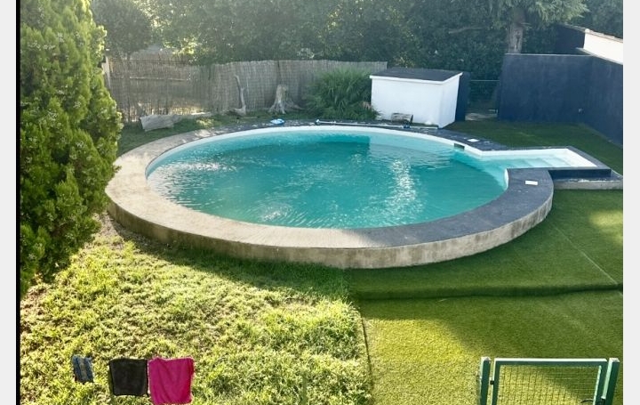 Villa SAINT-GILLES (30800)  120 m2 310 000 € 
