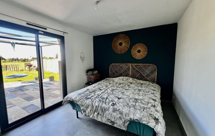 Villa SAINT-GILLES (30800)  120 m2 349 900 € 