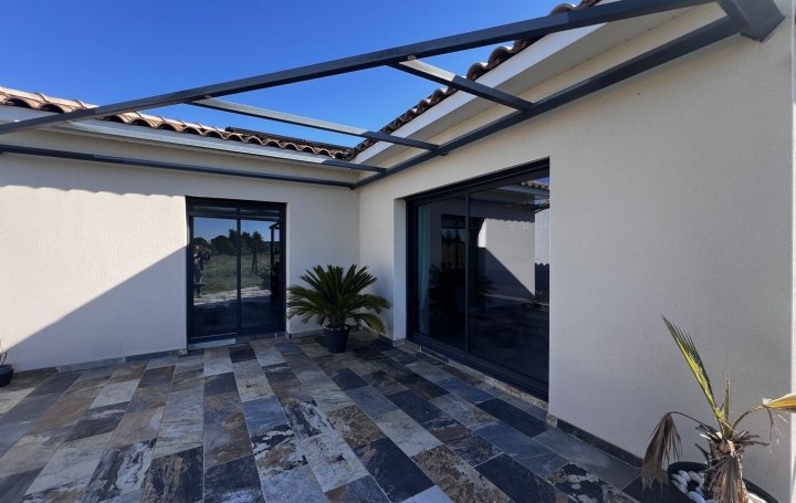 Villa SAINT-GILLES (30800)  120 m2 349 900 € 