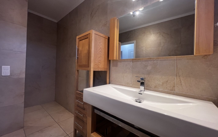 Villa SAINT-GILLES (30800)  105 m2 345 000 € 