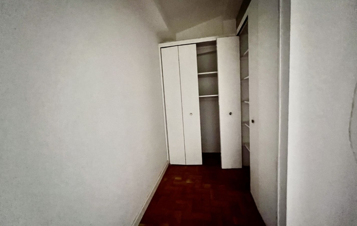 Maison SAINT-GILLES (30800)  111 m2 174 900 € 