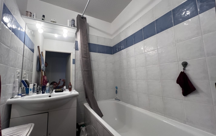 2 Pièces SAINT-GILLES (30800)  47 m2 95 000 € 