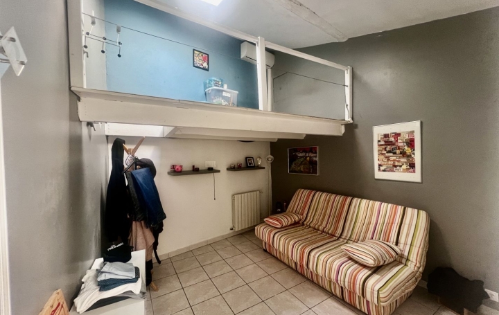 Maison de village SAINT-GILLES (30800)  114 m2 200 000 € 