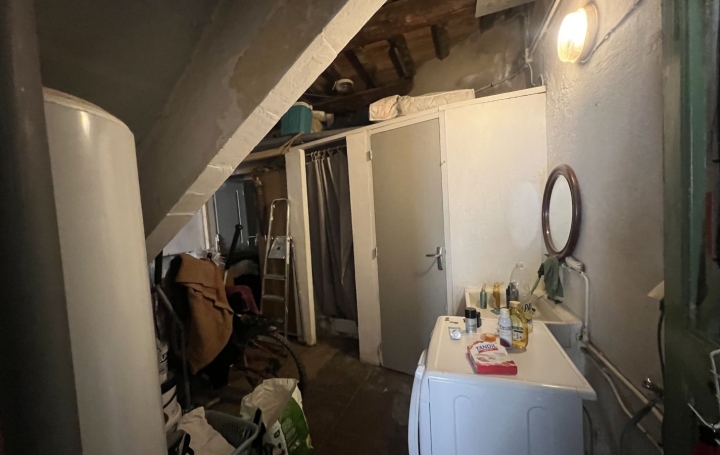 Maison SAINT-GILLES (30800)  50 m2 129 000 € 