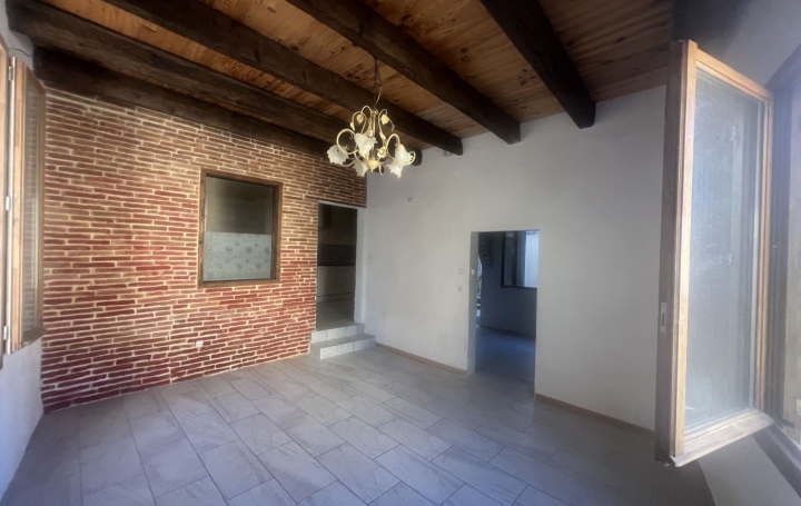 Maison SAINT-GILLES (30800)  93 m2 149 000 € 