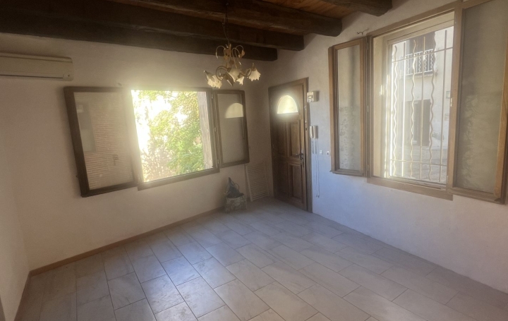 Maison SAINT-GILLES (30800)  93 m2 149 000 € 