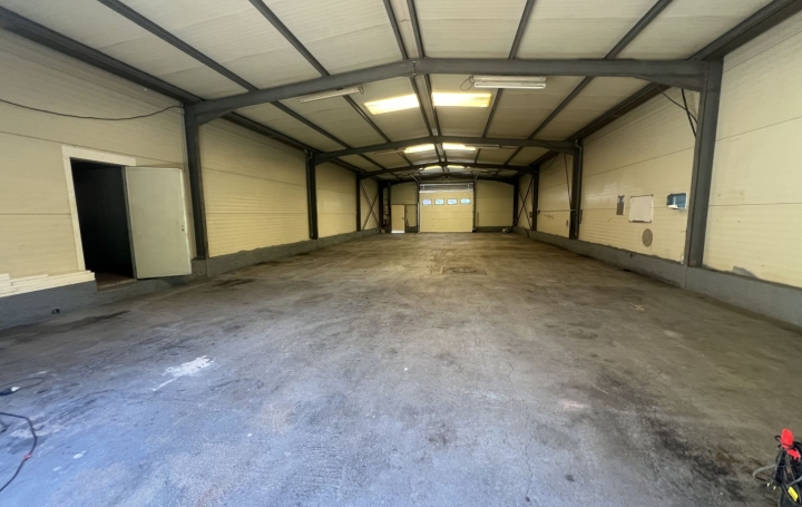 Autre SAINT-GILLES (30800)  240 m2 252 000 € 