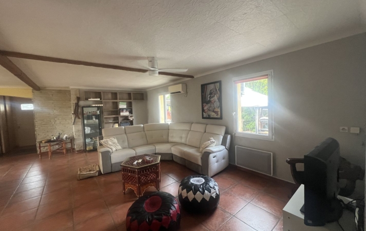 Villa SAINT-GILLES (30800)  116 m2 299 000 € 