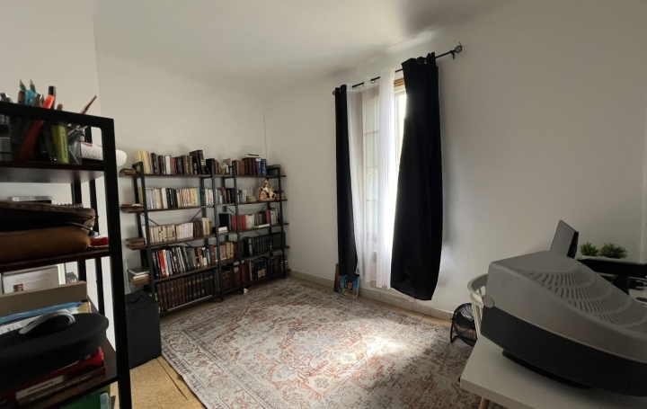 Maison SAINT-GILLES (30800)  110 m2 159 000 € 