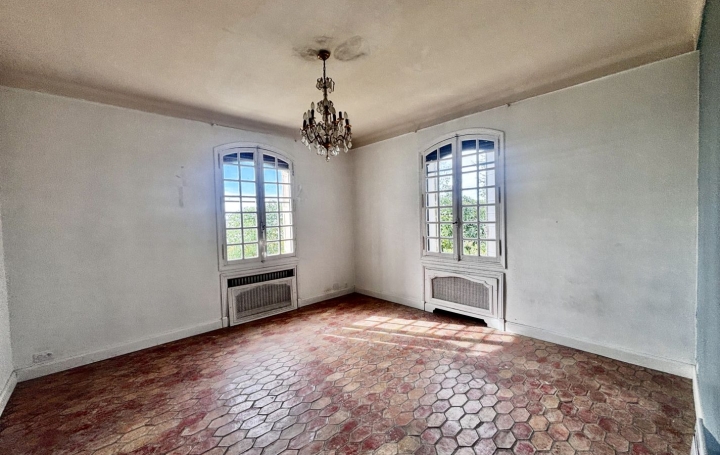 Maison BEAUCAIRE (30300)  277 m2 565 000 € 