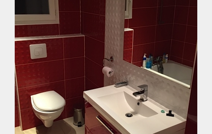 Villa SAINT-GILLES (30800)  132 m2 389 000 € 