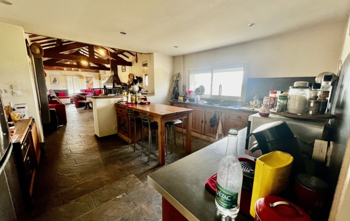 Mas ARLES (13200)  265 m2 399 000 € 