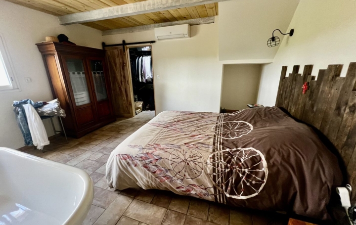 Mas ARLES (13200)  265 m2 399 000 € 