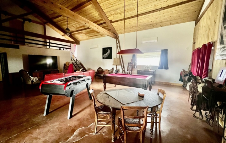 Mas ARLES (13200)  265 m2 399 000 € 