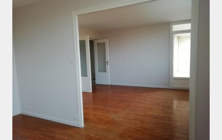 Réseau Immo-diffusion : Appartement P4  VILLEFRANCHE-SUR-SAONE  71 m2 679 € 