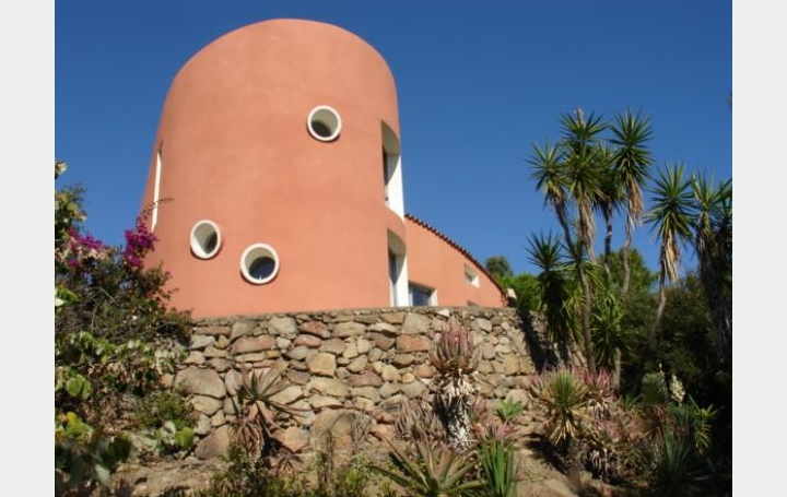 Réseau Immo-diffusion : Villa  CONCA  150 m2 2 500 € 