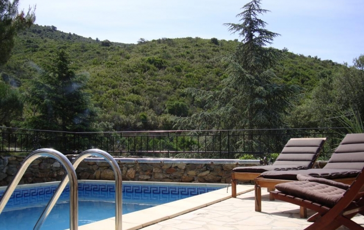 Réseau Immo-diffusion : Maison  EMBRES-ET-CASTELMAURE  140 m2 270 000 € 