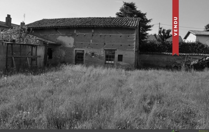 Réseau Immo-diffusion : Maison  LA CHAPELLE-DE-GUINCHAY  78 m2 45 000 € 