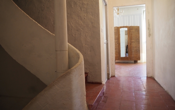 Maison CASCASTEL-DES-CORBIERES (11360)  106 m2 70 000 € 