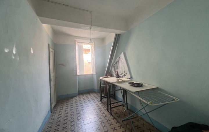 Maison CASCASTEL-DES-CORBIERES (11360)  106 m2 70 000 € 