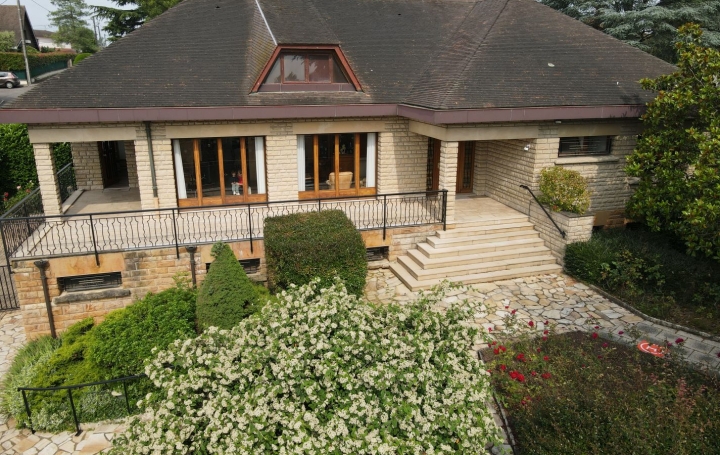 Réseau Immo-diffusion : Maison  CHAMPAGNE-AU-MONT-D'OR  285 m2 900 000 € 