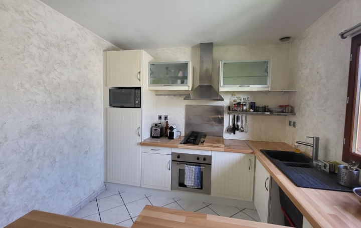 Maison LES CHERES (69380)  108 m2 415 000 € 