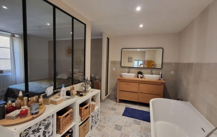 3 Pièces JARNIOUX (69640)  93 m2 285 000 € 